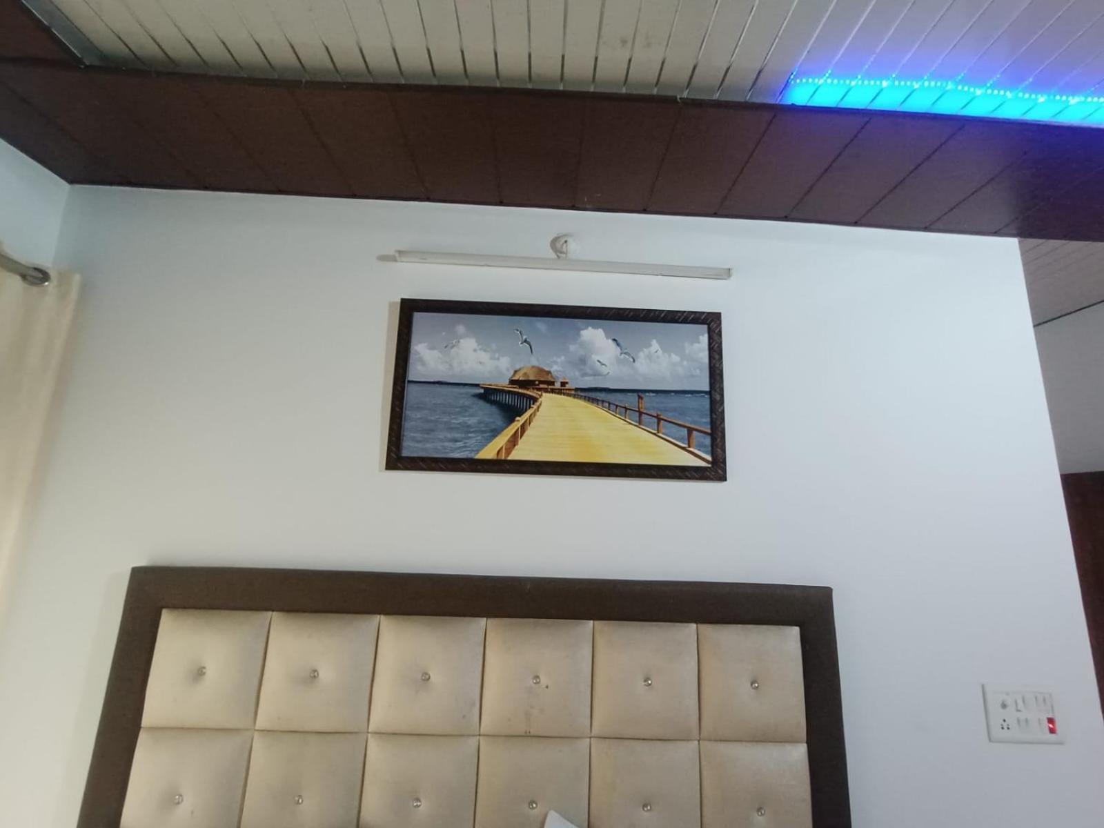 Hotel Himalayan Village Мусори Екстериор снимка